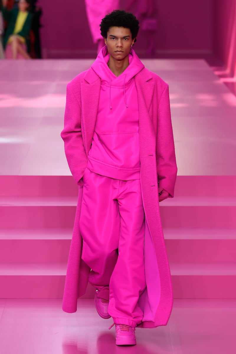 Valentino Autumn/Winter 2022 look 18.