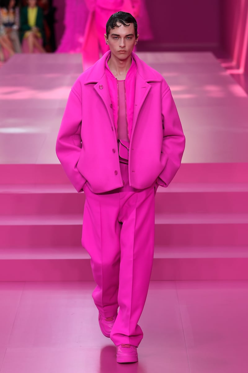 Valentino Autumn/Winter 2022 look 17.