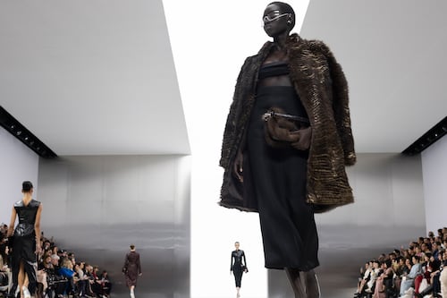 At Paris Couture, Opulent Realism 