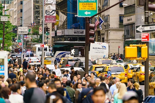 US Consumer Spending Accelerates; Declining Savings a Red Flag